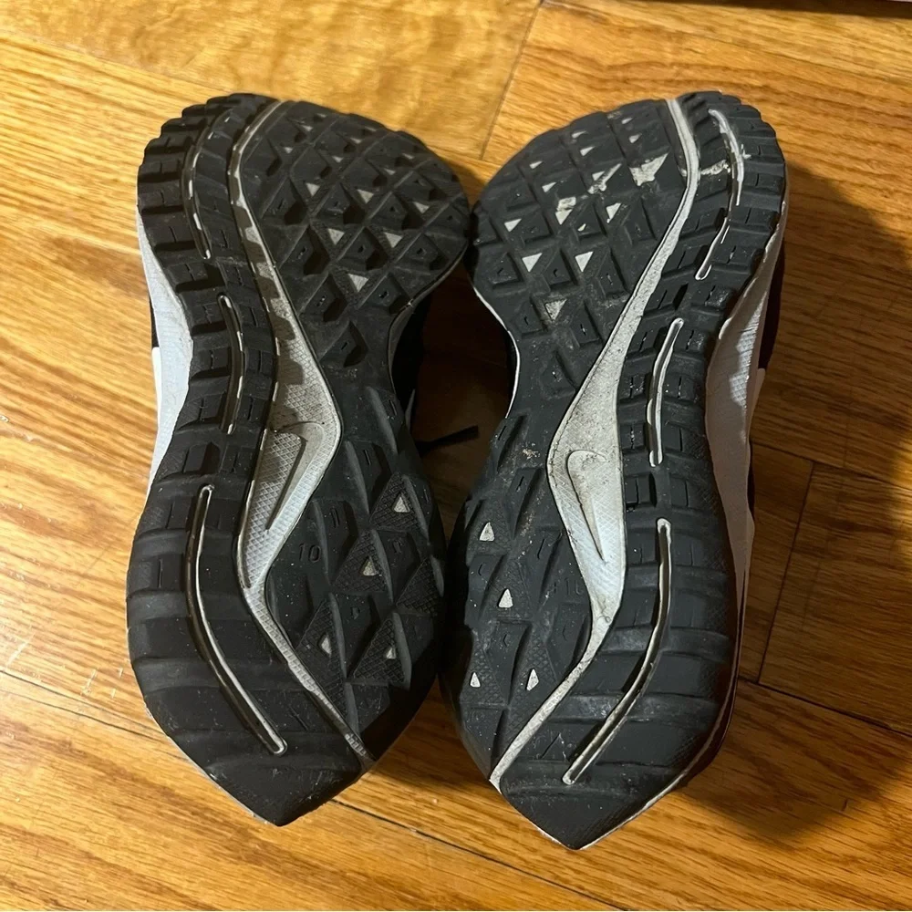 Nike Trail Pegasus 36 Black Running Shoes Size 7